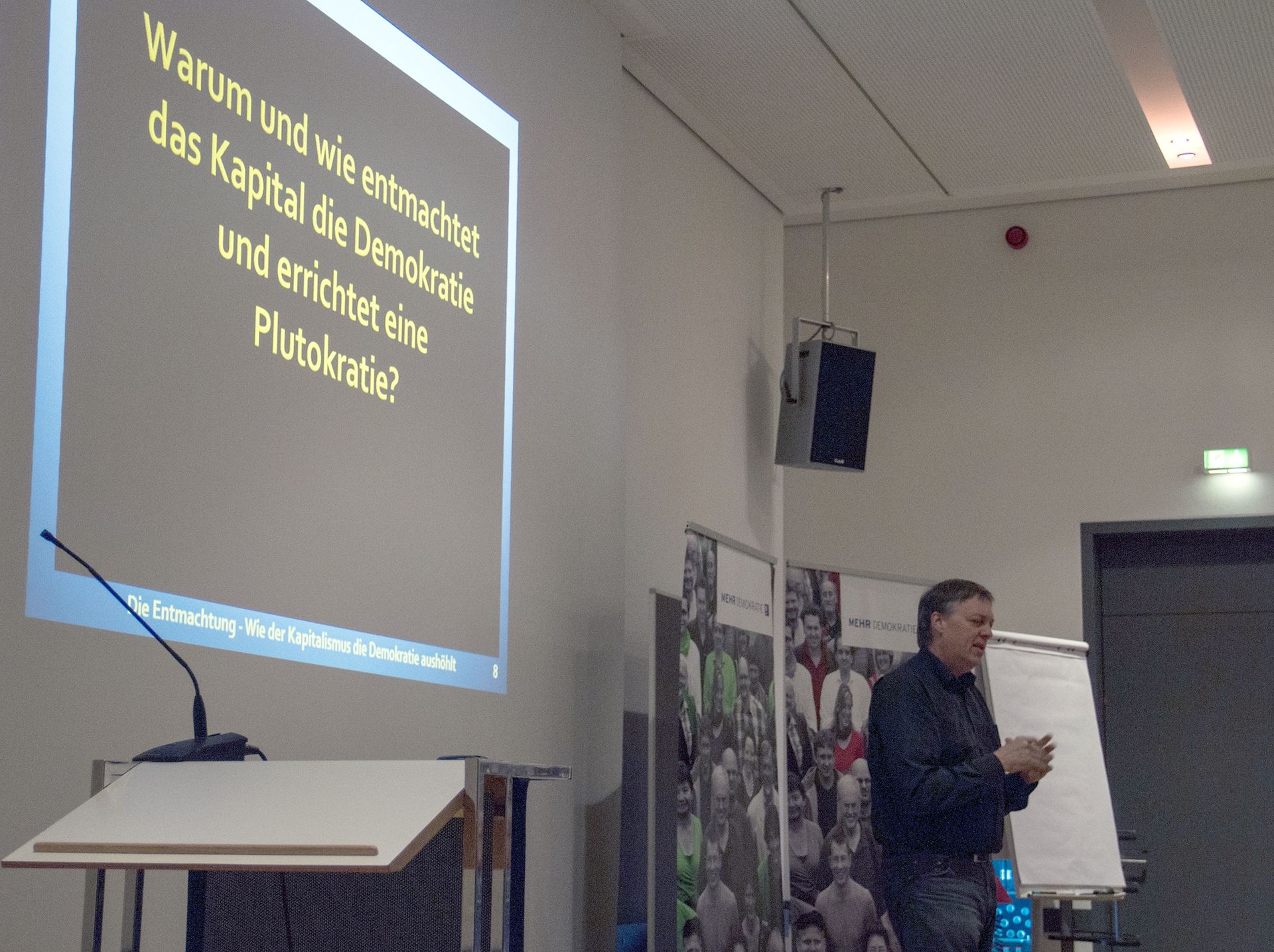 (Vortrag von Professor Harald Trabold | Foto by Edda Dietrich | Lizenz: CC BY-SA 2.0)