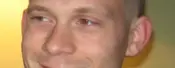 Ein Porträt von Fabian Hanneforth.
