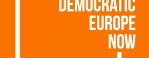 Das Logo von "DEMOCRATIC EUROPE NOW" ist zu sehen.