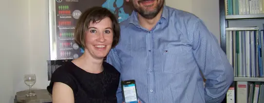 Elisa Bruno und Vassilis Paratzakis sind auf dem Bild zu sehen.