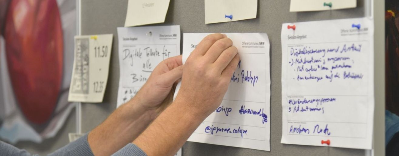 Bild zur Veranstaltung Demokratie-Barcamp: Dis/connected