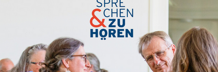 Gesprächsrunde, 4 Personen.