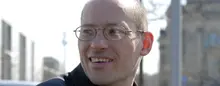 Ein Porträt von Michael Efler, ist zu sehen.