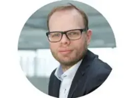 Portrait Helge Lindh