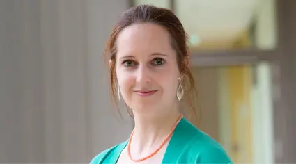 Ein Porträt von Anne Dänner.