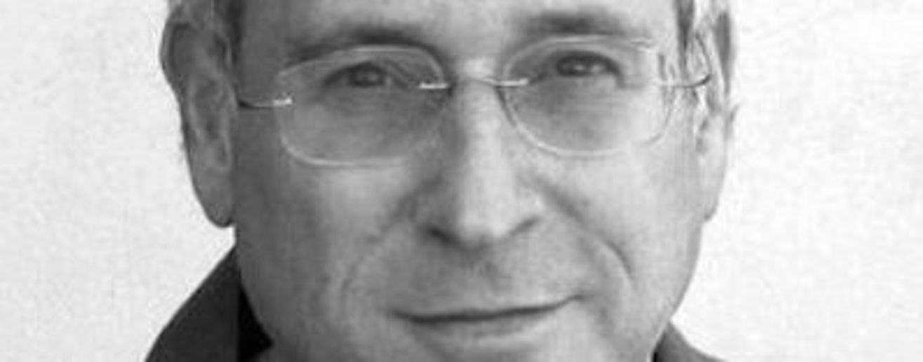 Schwarz-weißes Porträtfoto von Wayne Liebman