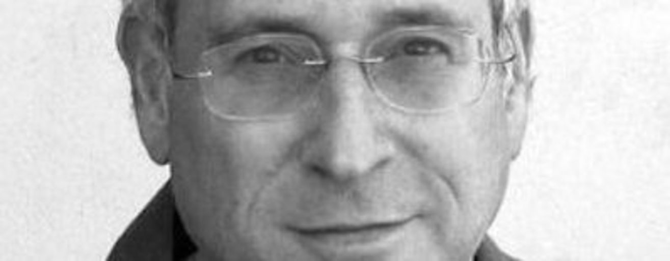 Schwarz-weißes Porträtfoto von Wayne Liebman