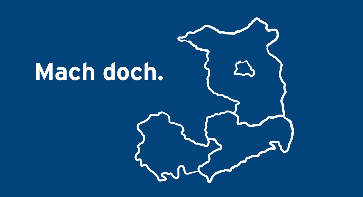 Zu sehen sind die Umrisse der Bundesländer Brandenburg, Sachsen und Thüringen. Links-oben steht "mach doch.".