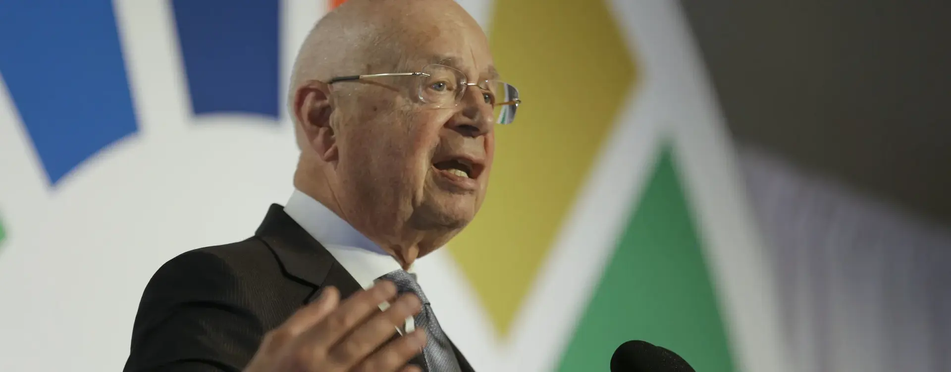 Klaus Schwab