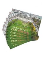 Ein Stapel Postkarten Democracy for Future