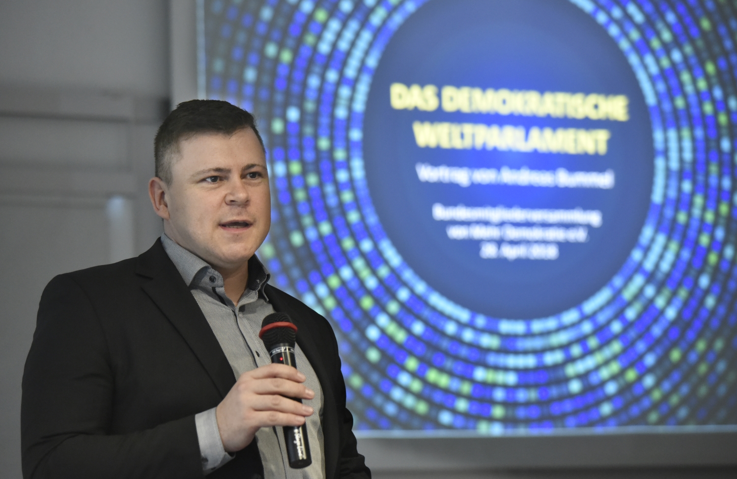 Foto by Michael von der Lohe | Lizenz: CC BY-SA 2.0 (https://creativecommons.org/licenses/by-sa/2.0/deed.de)