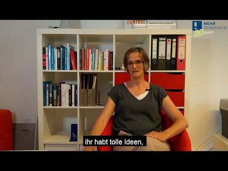 Ein Porträt von Imke Dierßen, politische Geschäftsführerin von LobbyControl.