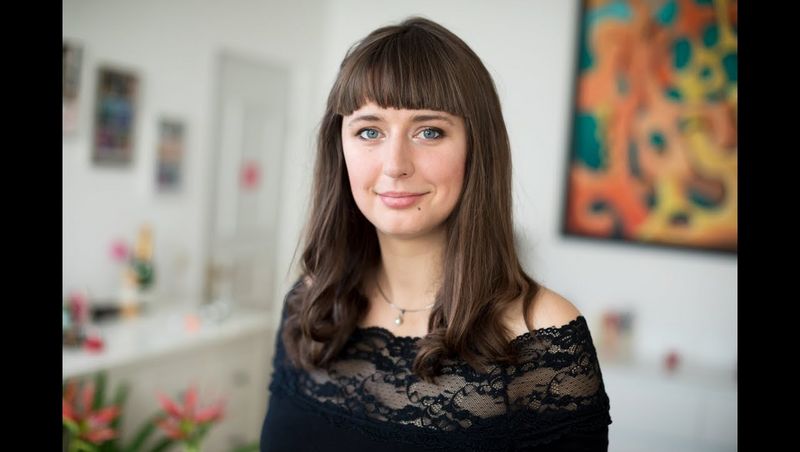 Ein Standbild von dem Video.