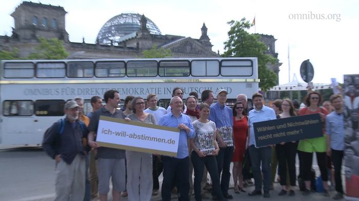 Ein Standbild vom Video.